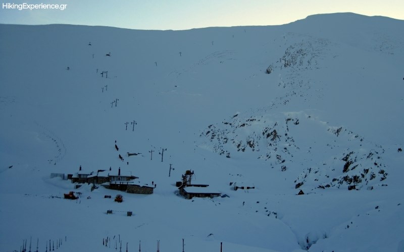 Οι εγκαταστάσεις του Athens Ski Club στις πλαγιές του Γεροντόβραχου